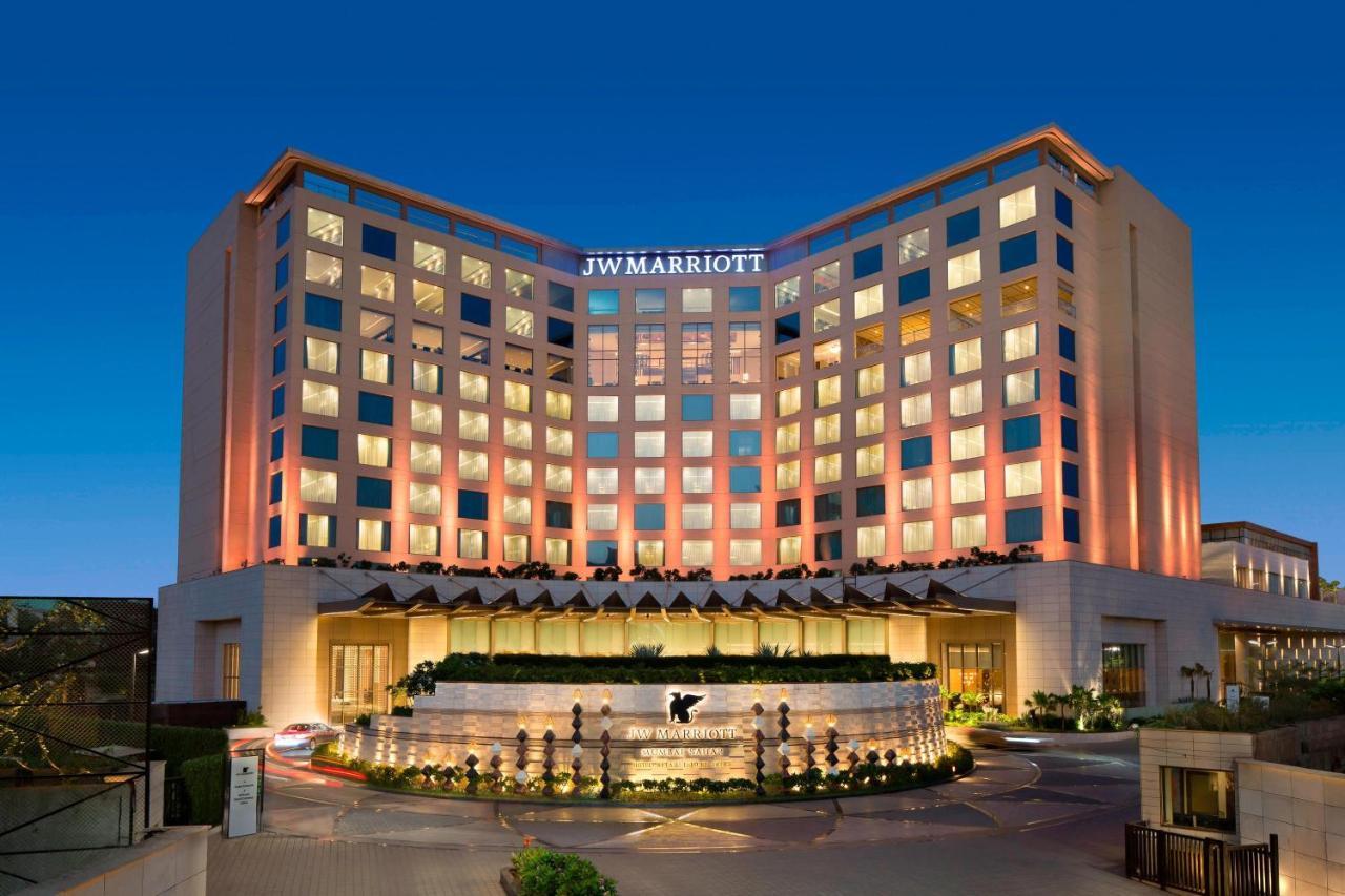 Jw Marriott Mumbai Sahar Airport Hotel Exterior photo